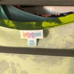 LulaRoe Iris 2xl